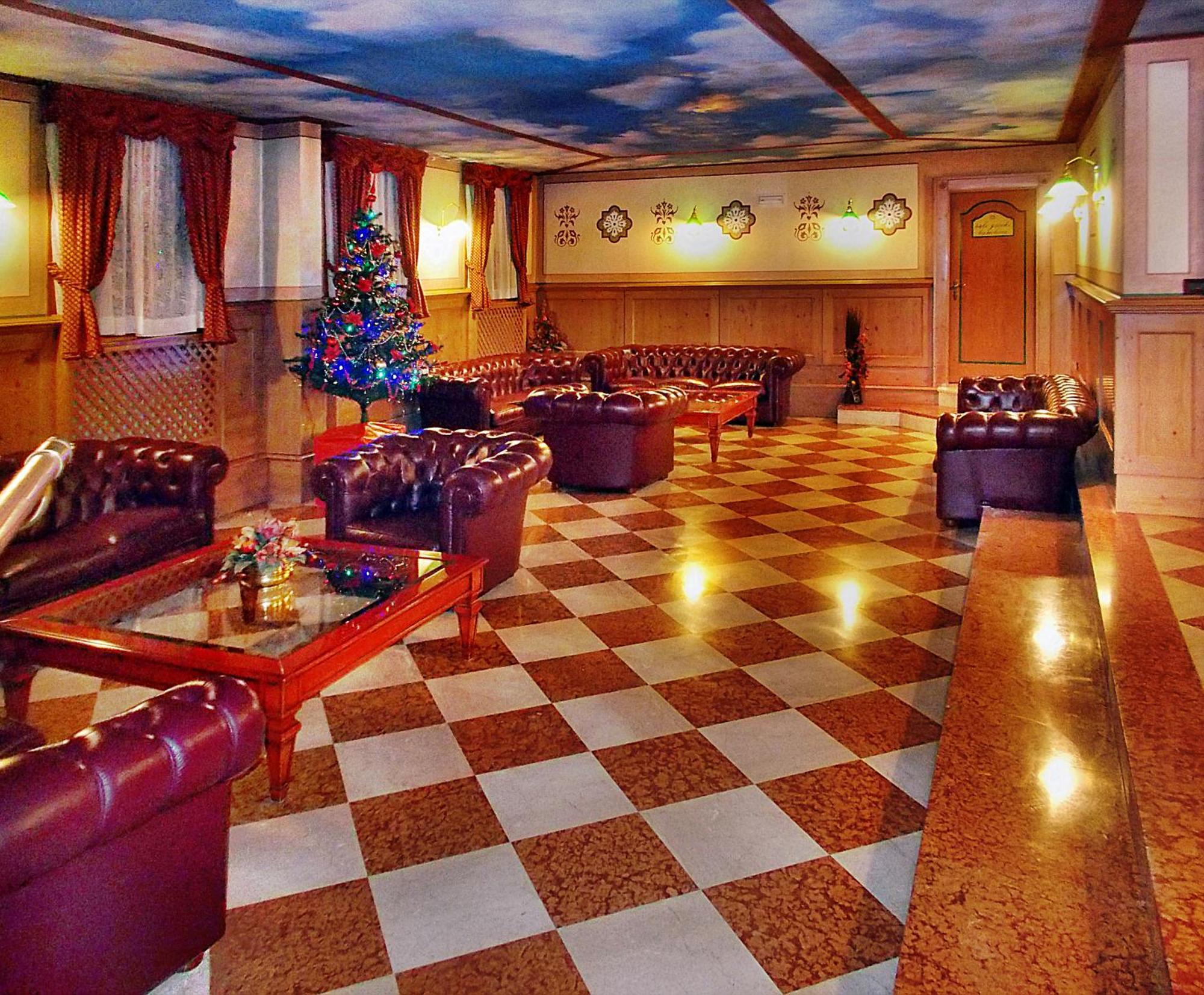 Residence Orsa Maggiore Madonna 外观 照片